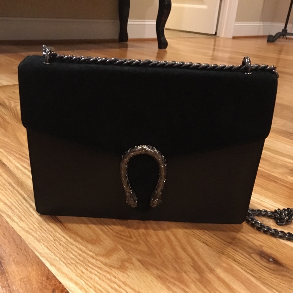 Genuine leather bag.